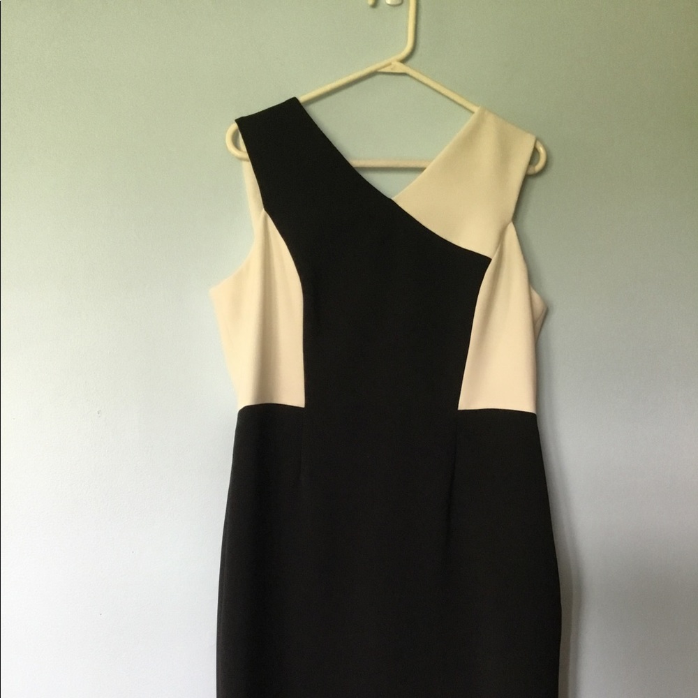 Calvin Klein dress sz 14 blk & ivory sleeveless